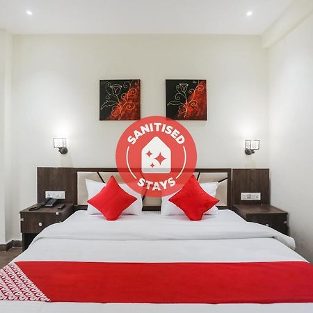 Oyo 63134 Hotel Red Queen Raigarh Esterno foto