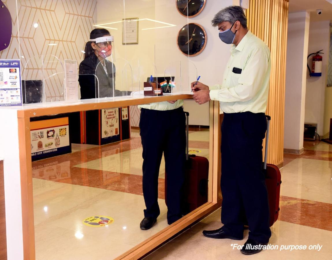 Oyo 63134 Hotel Red Queen Raigarh Esterno foto